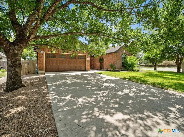 1799 Oak Gln, New Braunfels, TX 78132