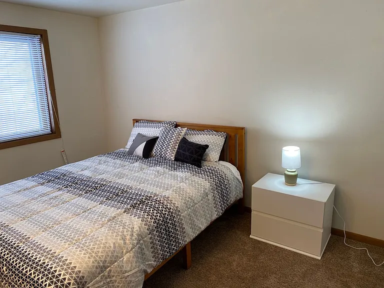307 S Vine Ave — Photo 71