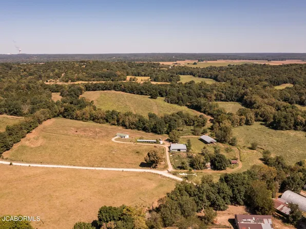 1049 County Road 274a, Chamois, MO 65024