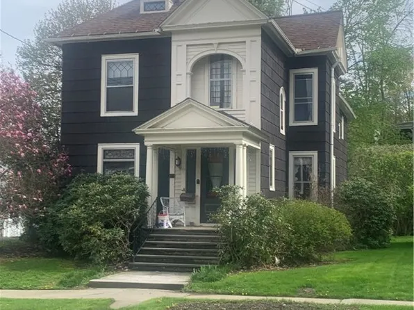 10 Walnut St, Oneonta, NY 13820