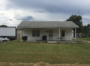 413 N Clark St, Udall, KS 67146
