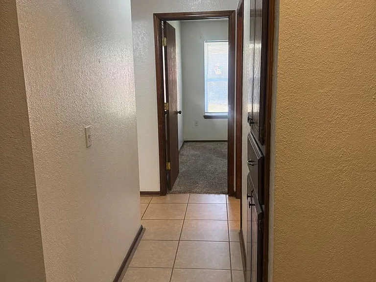 1309 Summerton Pl — Photo 8