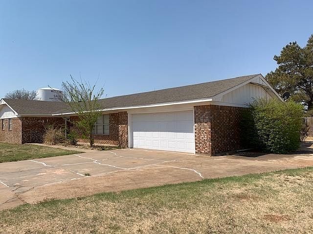 1st image of 413 Spurlin Dr