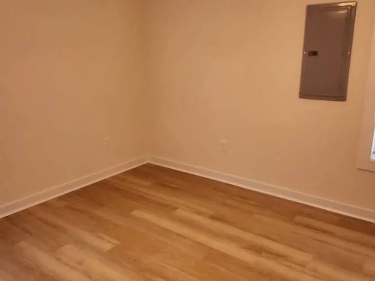 804 Church St #B — Photo 4