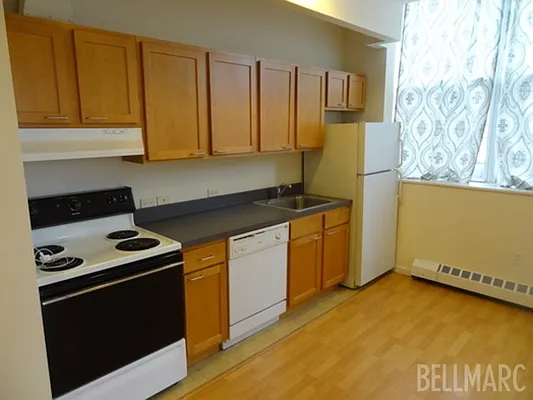 Rented by Bellmarc Realty | media 16