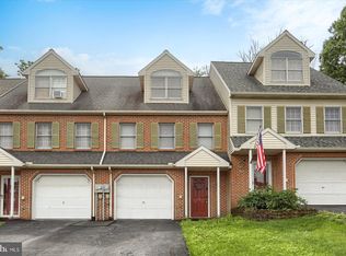 57 Ironstone Dr, Elizabethtown, PA 17022