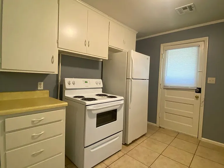 1328 S 74th East Ave — Photo 6