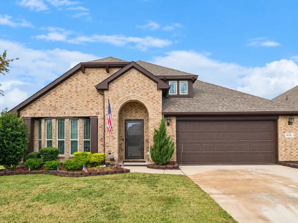 404 Moss Cove Dr, Aubrey, TX 76227