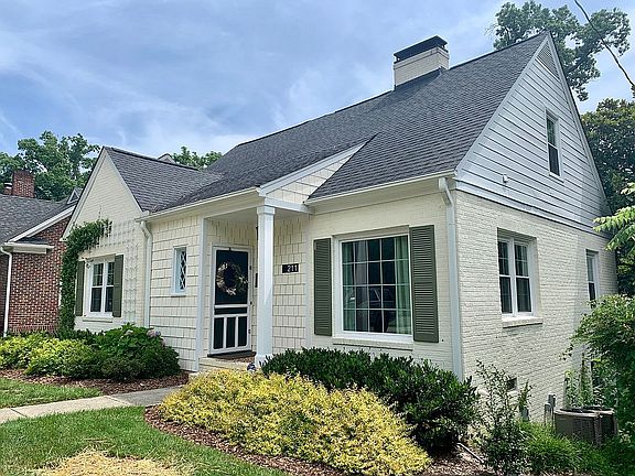 2nd image of 211 S Tremont Dr