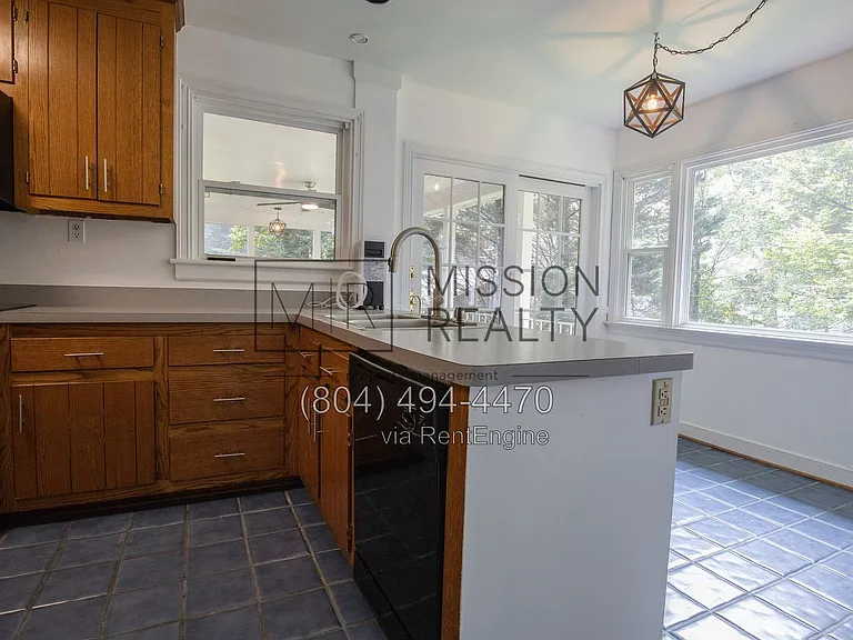 3916 Lake Hills Rd — Photo 8