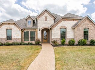 520 Lariat Trl, Mc Gregor, TX 76657
