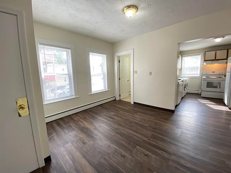 133 2nd St #2S — Photo 18