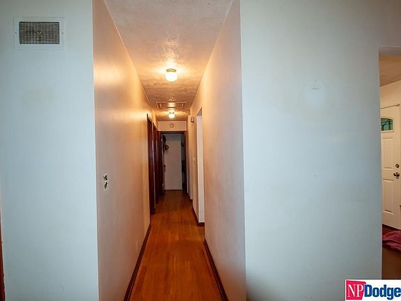 4th image of 5322 N 49th St