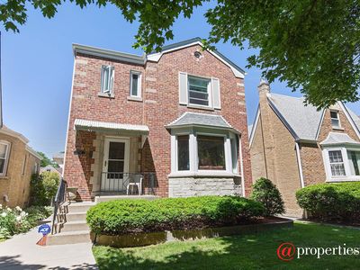 3248 N Newcastle Ave, Chicago, IL, 60634