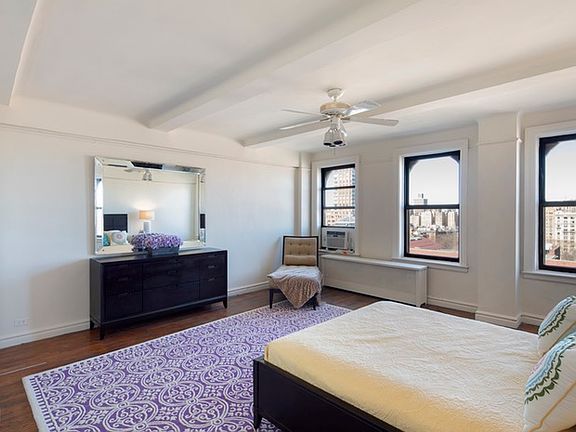 3rd image of 40-42 W 77th St