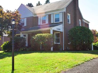 28 Johns Rd, Cheltenham, PA 19012