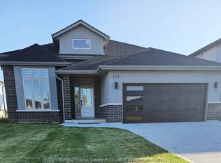 119 Kingsbridge Dr, Amherstburg, ON N9V 4A4