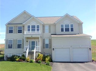 46 Garnet Way, Bridgeport, WV 26330