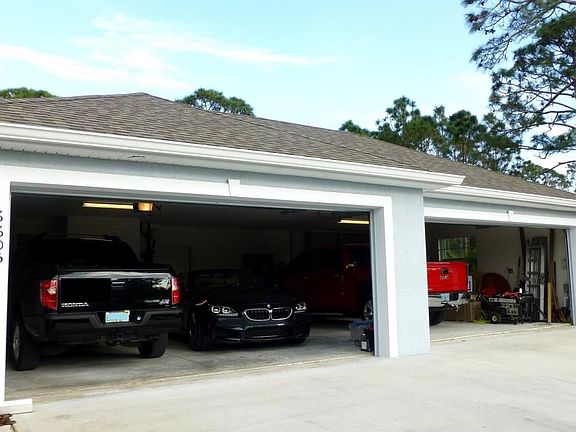 4-Car Oversized Garage