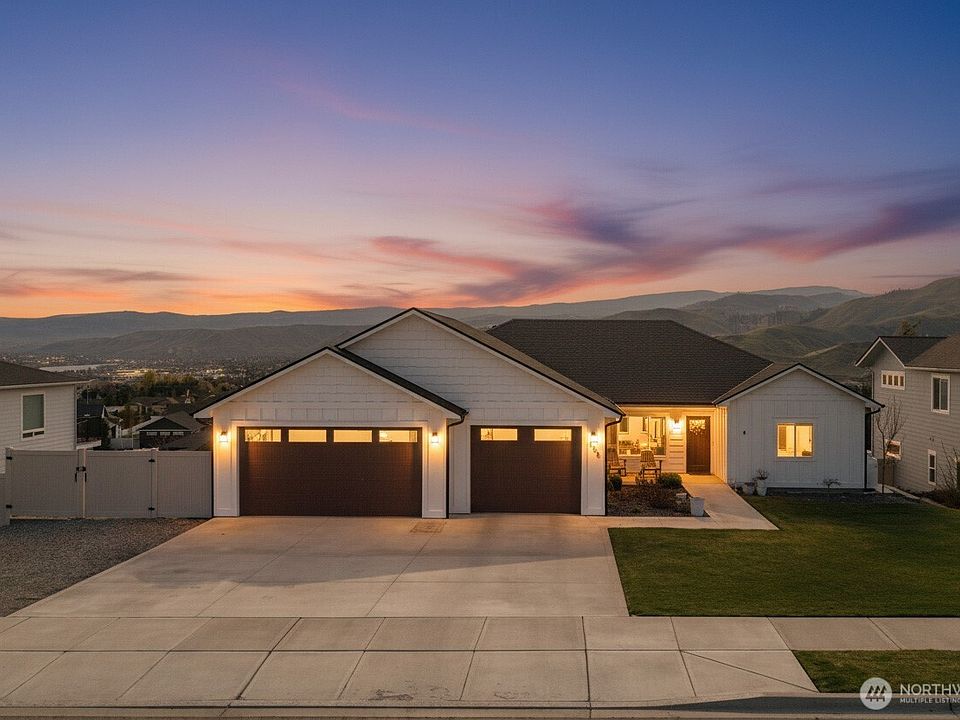 1st image of 885 Autumn Crest Drive