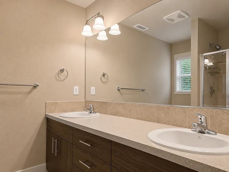 7214 Hayworth Ave NE — Photo 22