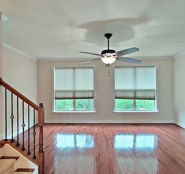 Oversized windows at living area allow plenty of sunshine on 2nd floor