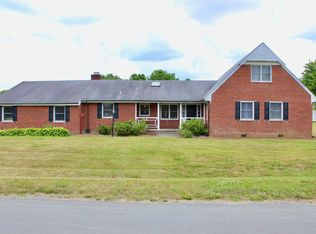 33 Wilson Rd, Lyndhurst, VA 22952