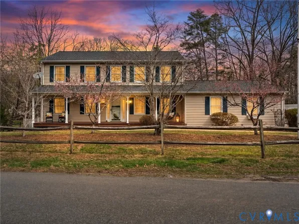 364 Poplar Dr, Louisa, VA 23093