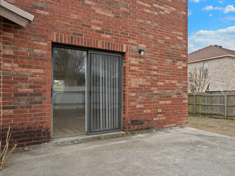 1688 Fir Cir — Photo 29
