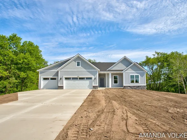 3215 Harrison St, Hudsonville, MI 49426