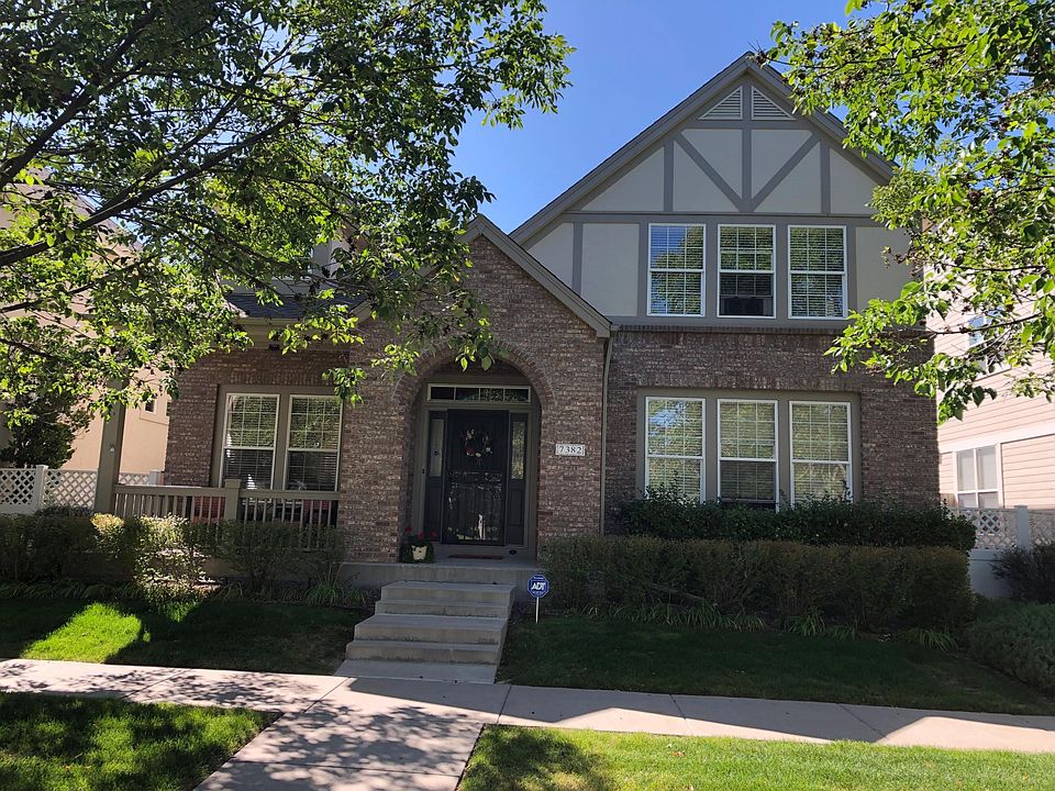 Front of home on E Archer Place.