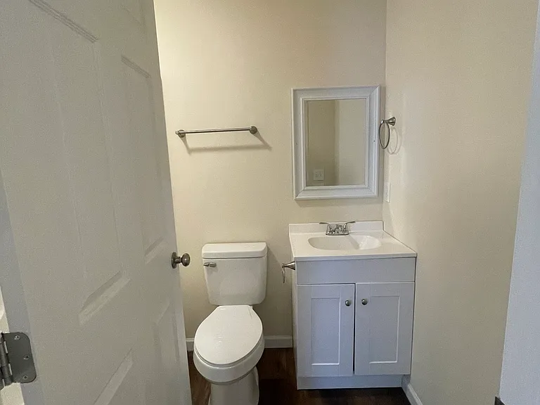 640 Evans Rd — Photo 9