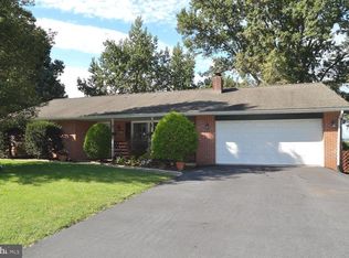 96 Bon View Dr, Denver, PA 17517