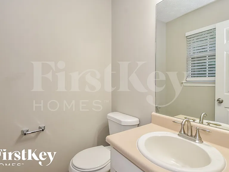 176 Shadow Wood Dr — Photo 13