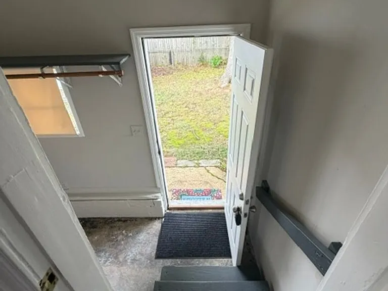 167 Brockwell Ave — Photo 17