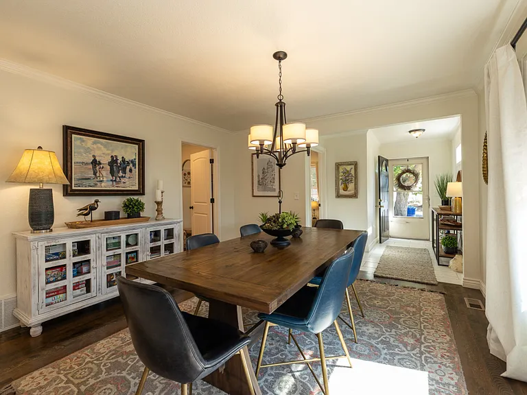 Cahoon St — Photo 23