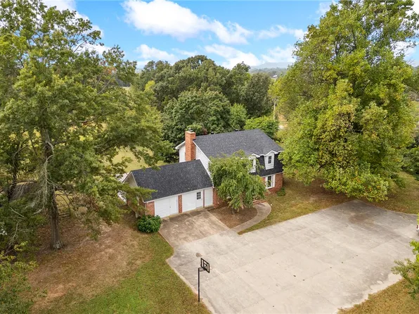 200 Loftin St, Harrison, AR 72601