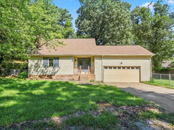 155 Woodlawn Ct, Madisonville, KY 42431