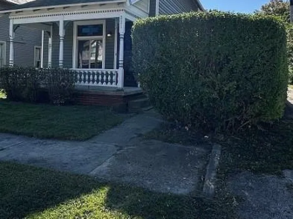 321 McDougal St, Fostoria, OH 44830