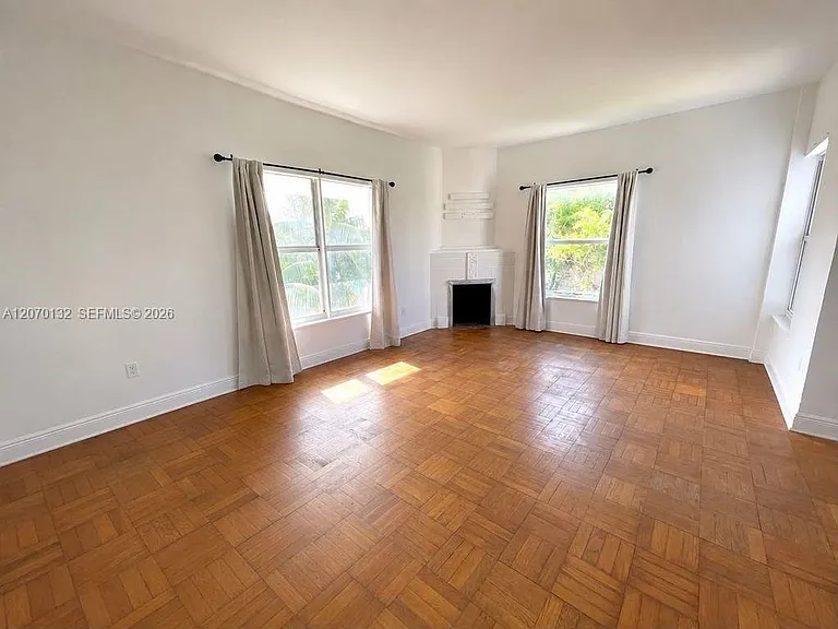 4035 N Meridian Ave #305 — Photo 3