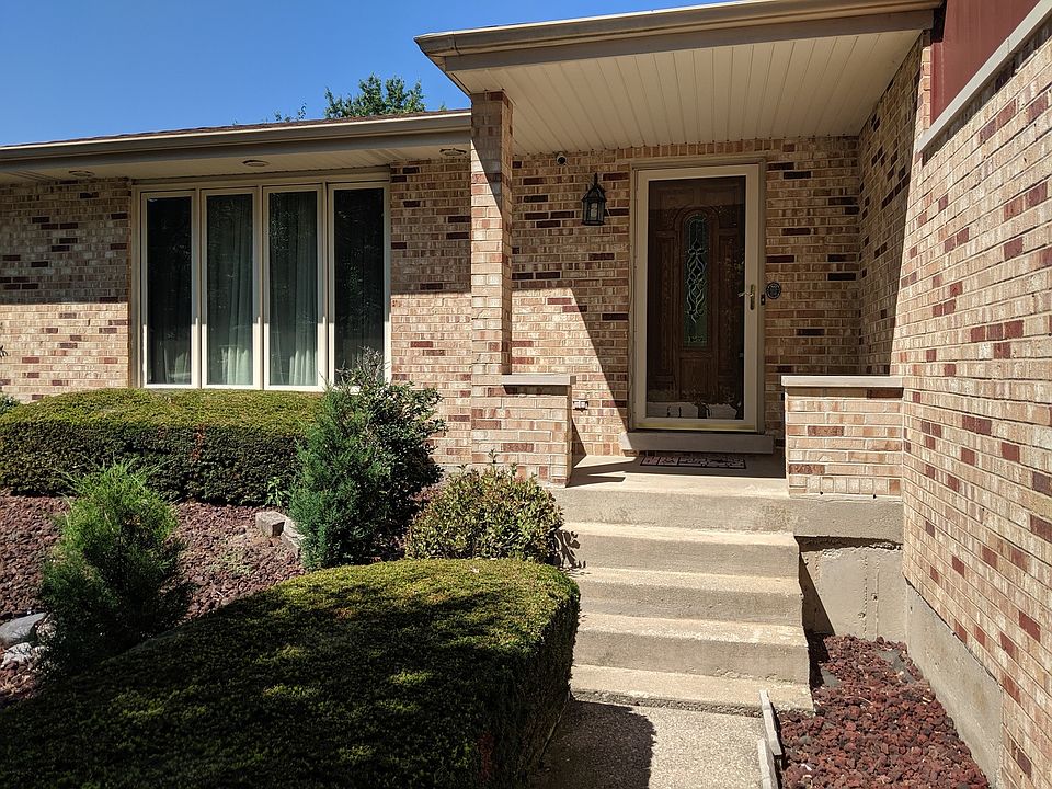 1st image of 14326 S Heatherwood Ct