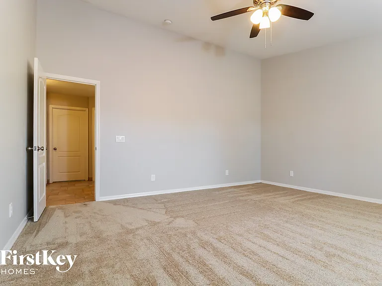 22938 W Yavapai St — Photo 11