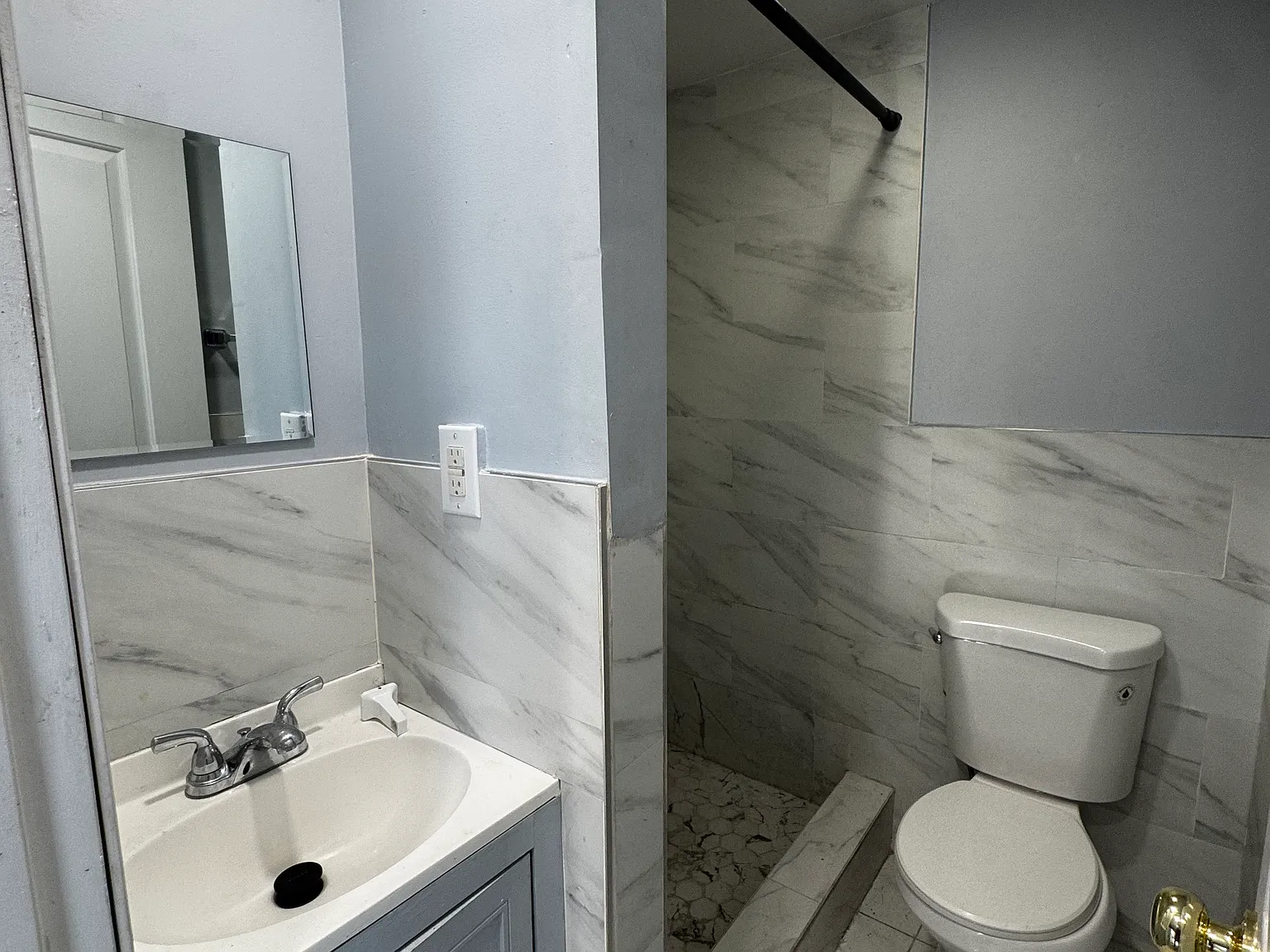 2 bed, 600 sqft, $1,275 — Photo 2