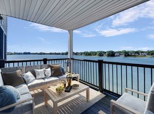 43 March St APT 3, Salem, MA 01970