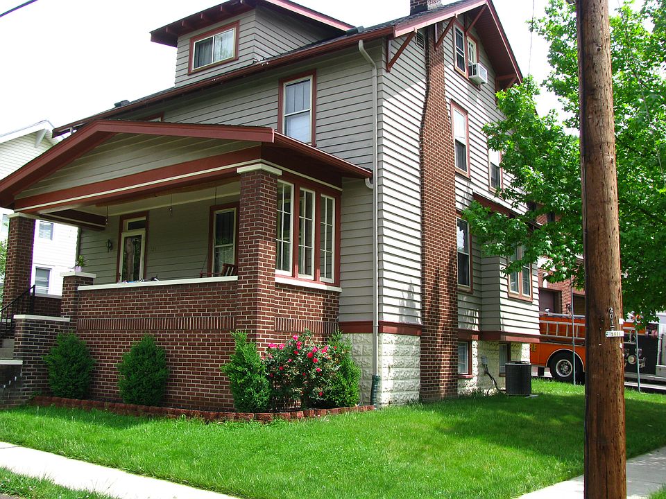 121 South Park Street