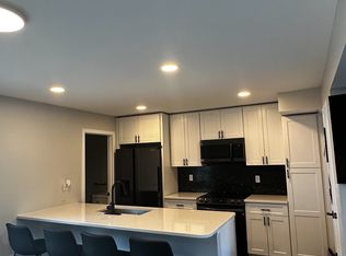 10 Birch Glen Dr #A, Waterford, NY 12188