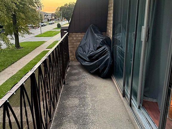 4th image of 7004 99th St #204E