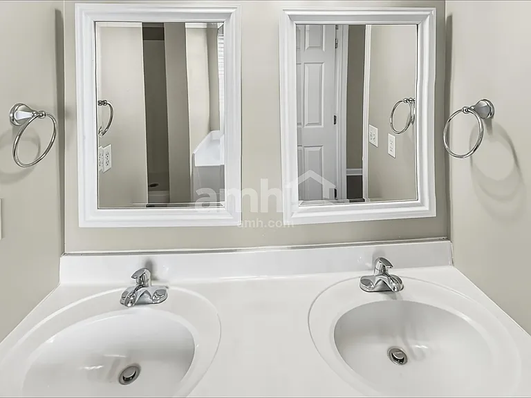 2120 Loudenslager Dr — Photo 13