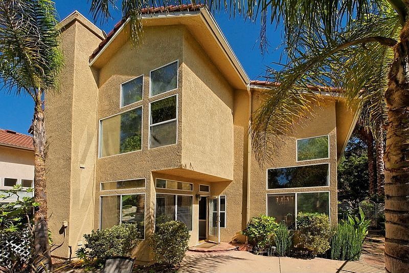 1st image of 136 Valero Cir