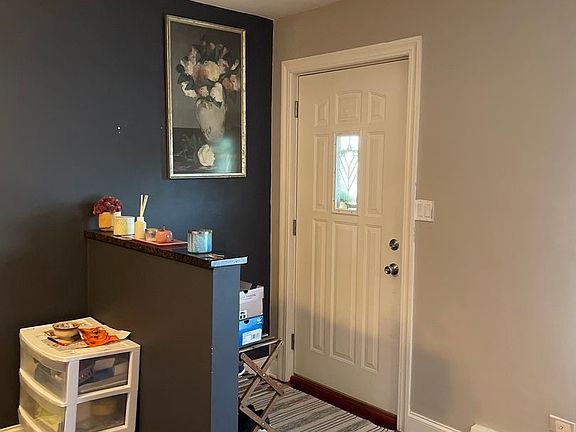 4th image of 5901 N Naper Ave APT 1B